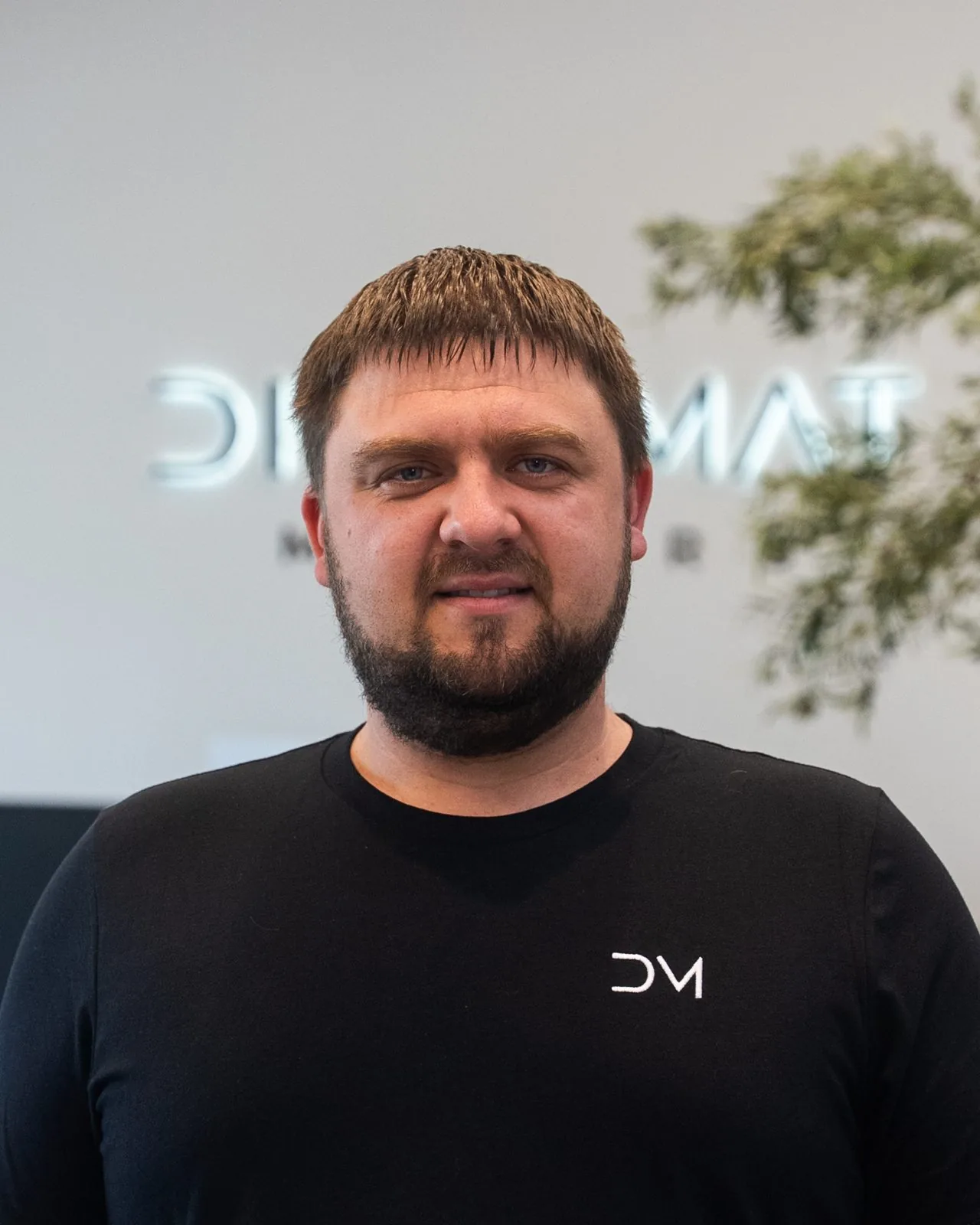 Anatoliy Shivy, Service Manager at Diplomat Motors