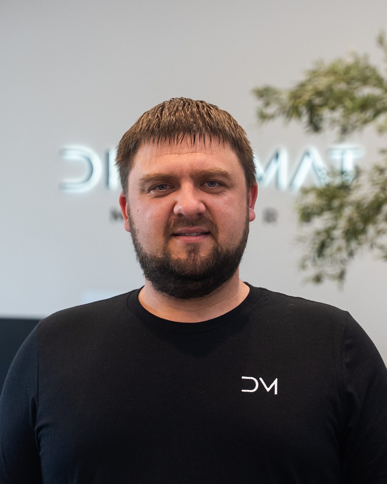 Anatoliy Shivy, Service Manager at Diplomat Motors
