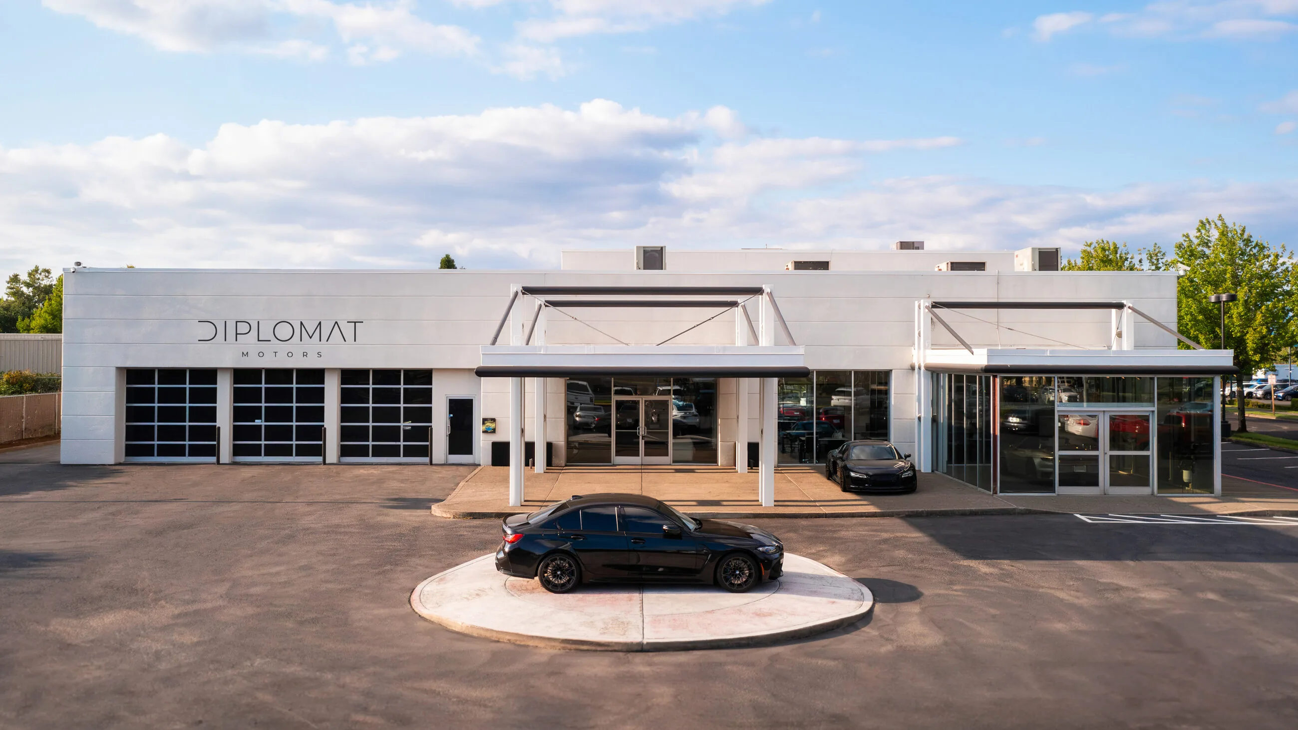Diplomat Motors dealership exterior