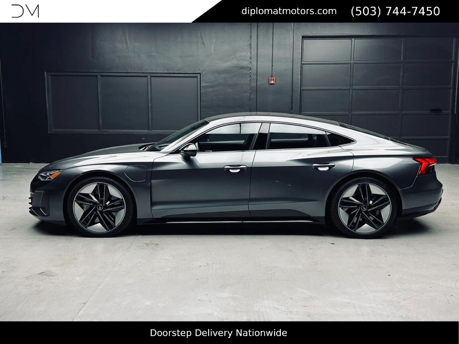 An Audi e-tron GT in the Diplomat photo studio